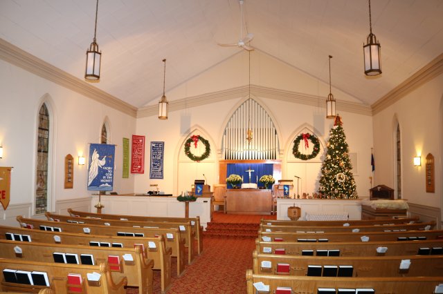 Christmas 2019 Church Sanctuary center aisle